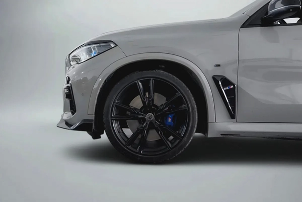 4,044 AED / 60 month’s | 0% DP | 2021 BMW X5 M50i M-Sport / BMW Warranty / Full BMW Service History