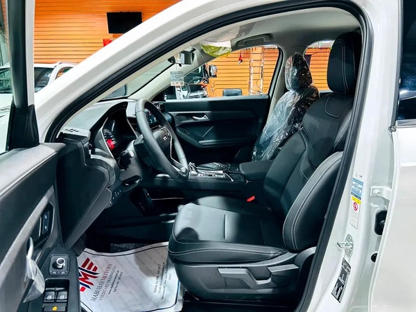 Haval Jolion Pro White 2026 Brand New - GCC Specs with Dealer Warranty