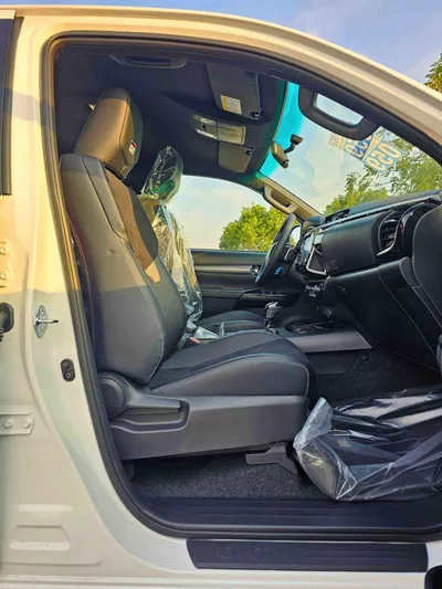 Toyota Hilux GR SPORT | 4.0L V6 PETROL | BLIND SPOT | OVER FNDER+WIDE BODY | 360 САМ | DIFF LOCK | CODE # H4GRY-13