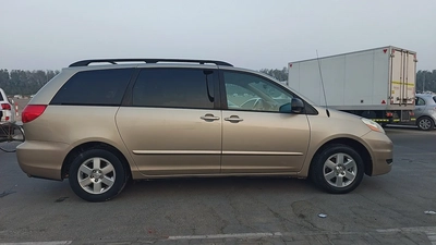 2008 Toyota Sienna Limited - Family Minivan - American Specs-1