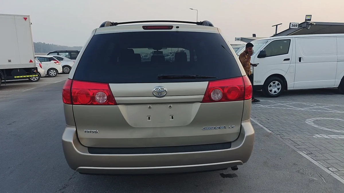 2008 Toyota Sienna Limited - Family Minivan - American Specs-10-10