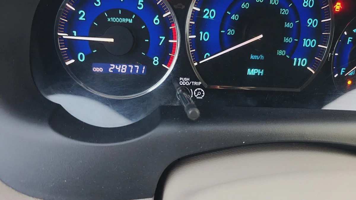 2008 Toyota Sienna Limited - Family Minivan - American Specs-18-18
