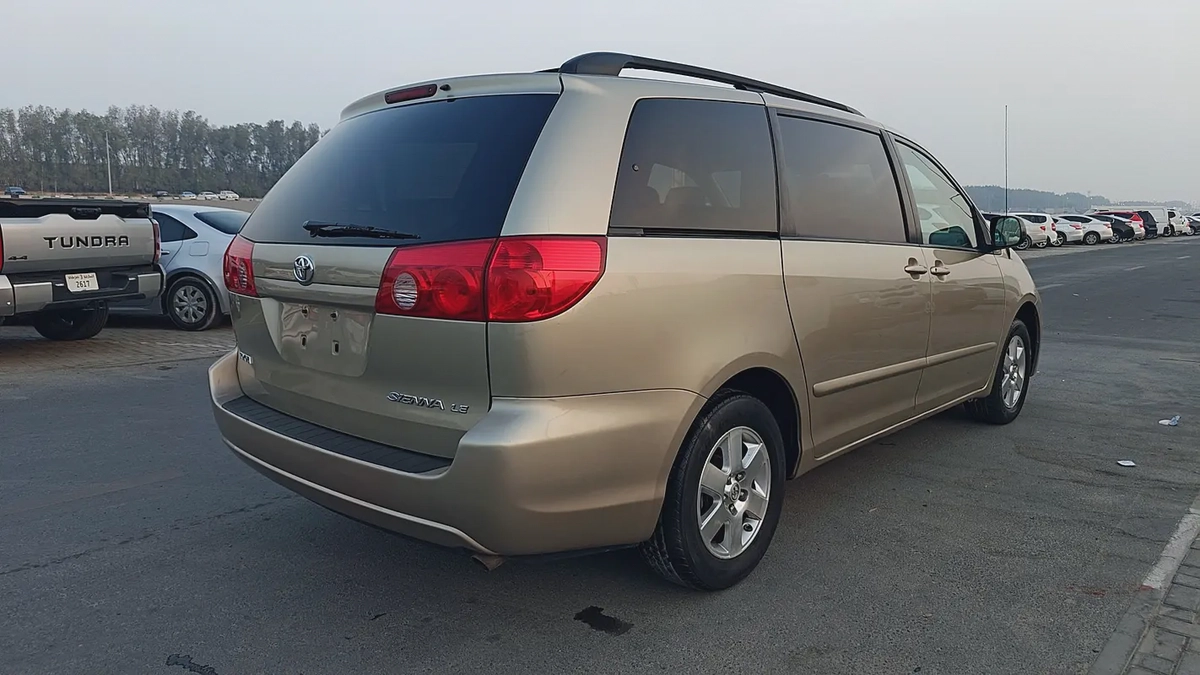 2008 Toyota Sienna Limited - Family Minivan - American Specs-8-8