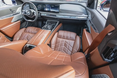 BMW 7 Series 740 2023-2