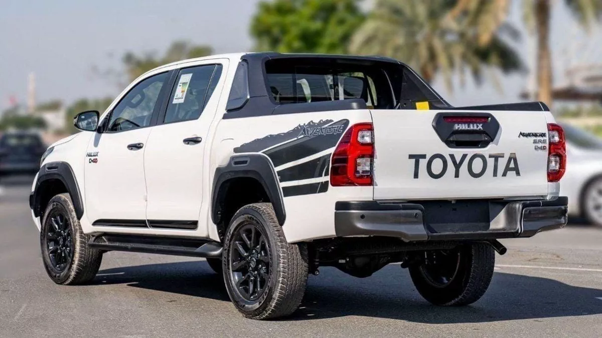 Toyota Hilux ADVENTURE Toyota hilux adventure diesel 2.8L 2024 for export only-3-0