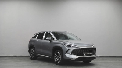 BYD Song L DM-i-5