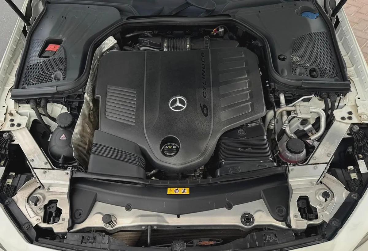 MERCEDES BENZ CLS450 - 2019 - SUPER CLEAN CAR FRESH JAPAN IMPORT