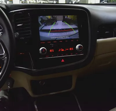 AED 872 EMi at 0% DP | Mitsubishi Outlander 4WD ( 2021 Model ) in White Color GCC Specs-13