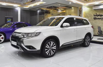 AED 872 EMi at 0% DP | Mitsubishi Outlander 4WD ( 2021 Model ) in White Color GCC Specs-1