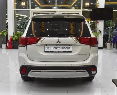 AED 872 EMi at 0% DP | Mitsubishi Outlander 4WD ( 2021 Model ) in White Color GCC Specs-4
