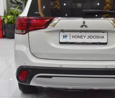 AED 872 EMi at 0% DP | Mitsubishi Outlander 4WD ( 2021 Model ) in White Color GCC Specs-7