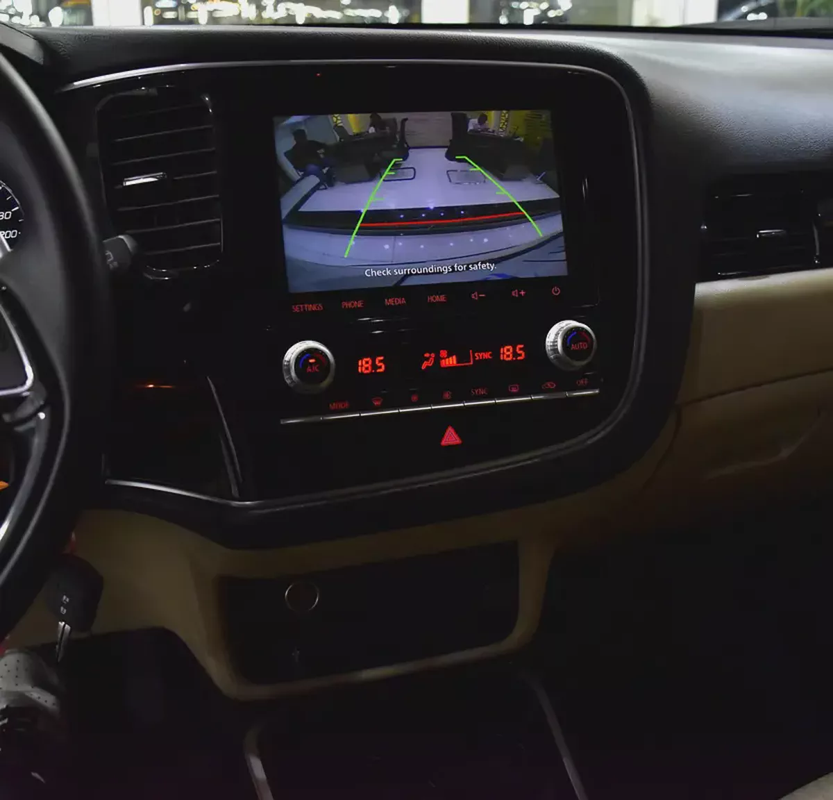 AED 872 EMi at 0% DP | Mitsubishi Outlander 4WD ( 2021 Model ) in White Color GCC Specs-13-13