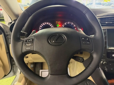 Lexus IS 300 -2008- GCC- FREE ACCIDENT - FULL OPTIONS—EXCELLENT CONDITIONS-10