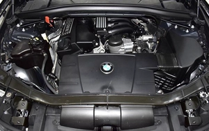 BMW X1 sDrive18i ( 2015 Model ) in Blue Color! GCC Specs
