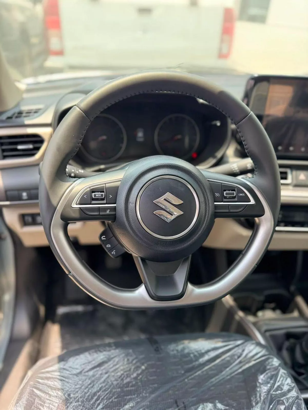 Suzuki Dzire GLX-8-0