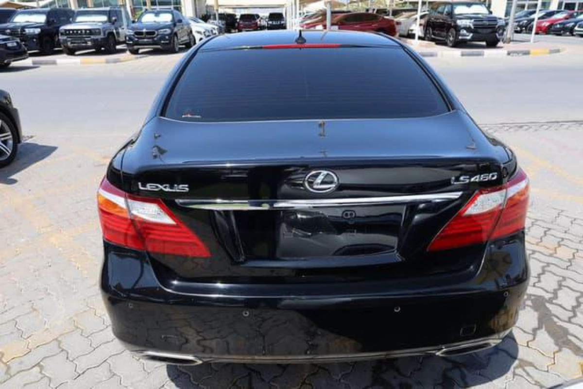 Used Lexus LS 460 4 door 4.6L SWB 2011-6-6