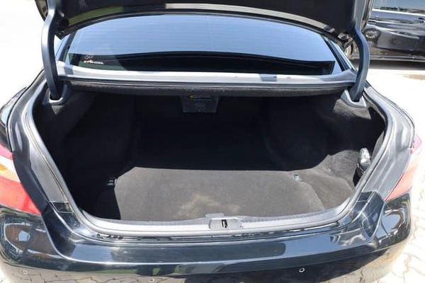 Used Lexus LS 460 4 door 4.6L SWB 2011