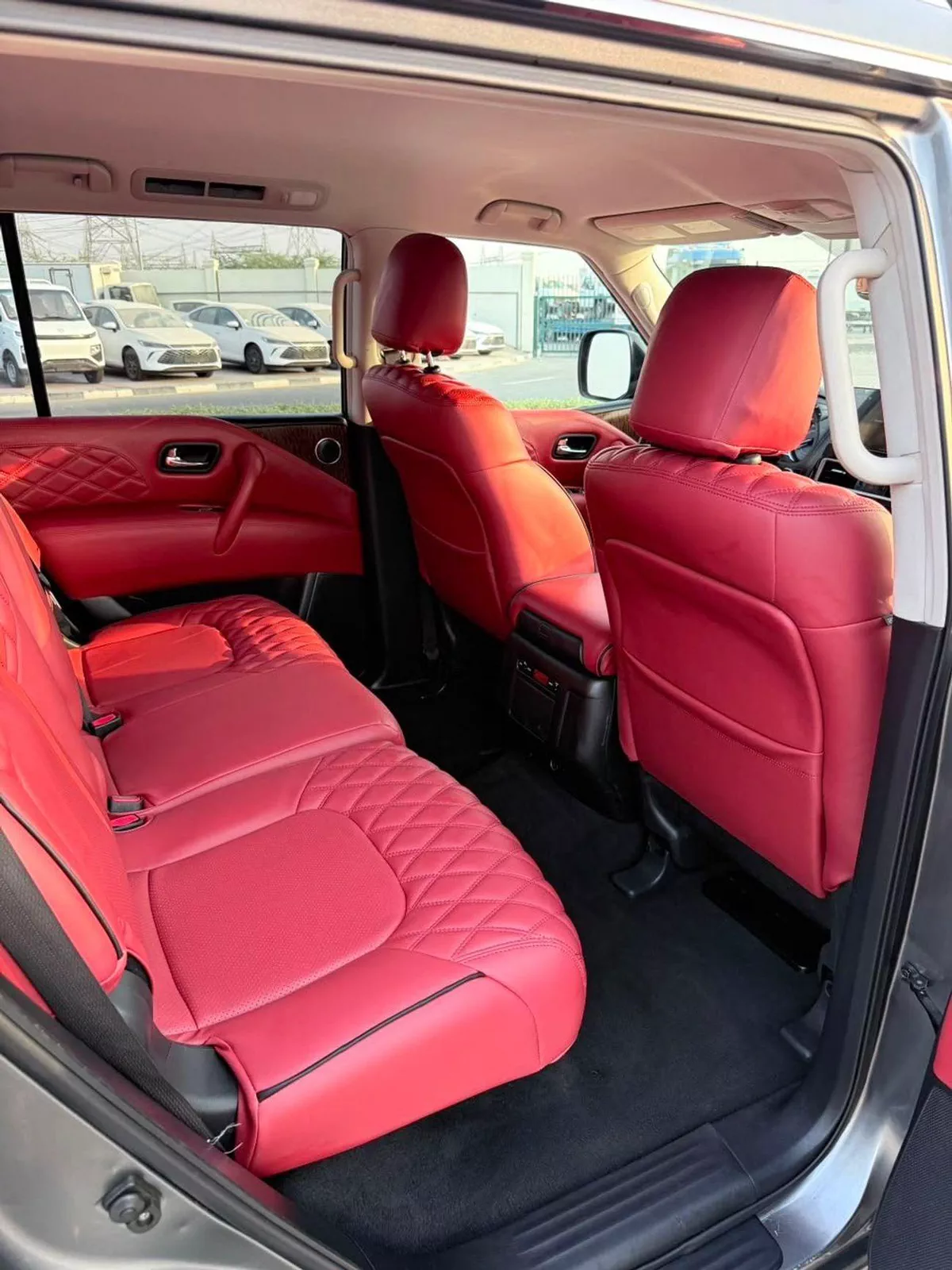 Nissan Armada SL-14-0