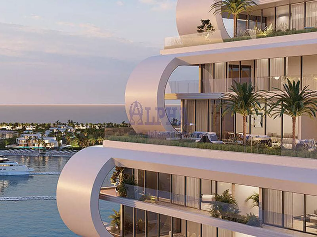 Luxurious Beachfront| Direct Seller | High floor-6-6