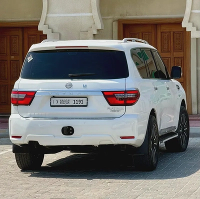 محول 2023 خليجي Nissan Patrol LE Platinum 2011 GCC Specs-3