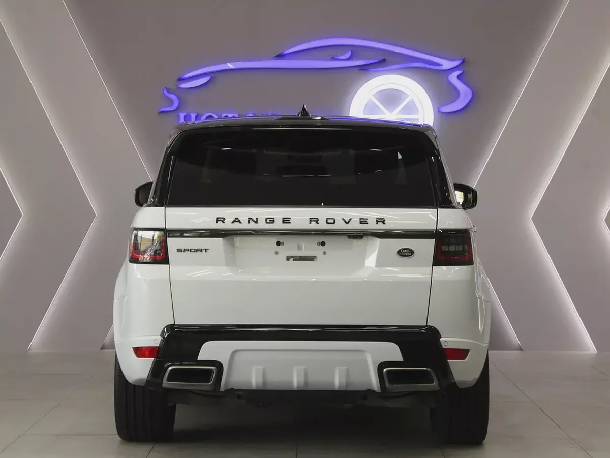 2018 - Land Rover Range Rover Sport HSE - Prestige Condition Perfect inside and out-3-3