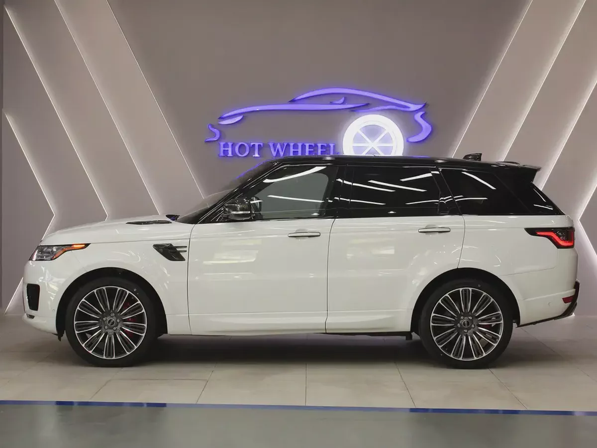 2018 - Land Rover Range Rover Sport HSE - Prestige Condition Perfect inside and out-7-7