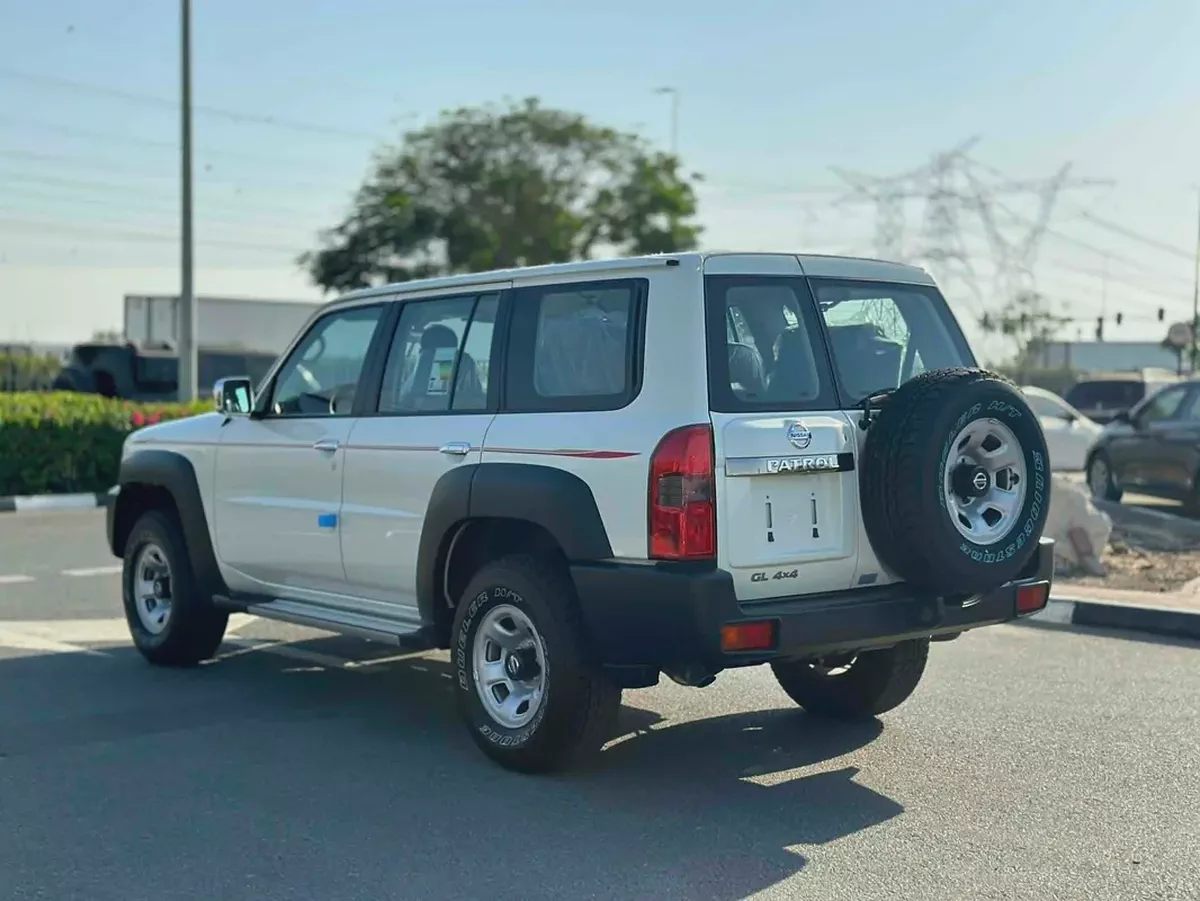 Nissan Patrol Safari GL 2023 GCC Specs-11-11