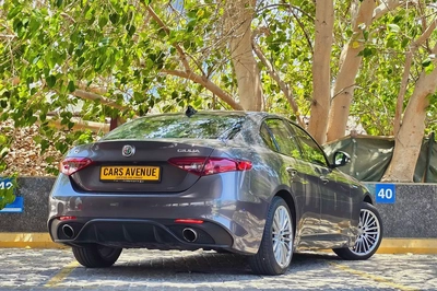 Alfa Romeo Giulia Super 2019 GCC Specs | 3 Months extendable warranty | 620 AED per month-3