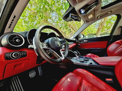 Alfa Romeo Giulia Super 2019 GCC Specs | 3 Months extendable warranty | 620 AED per month-5