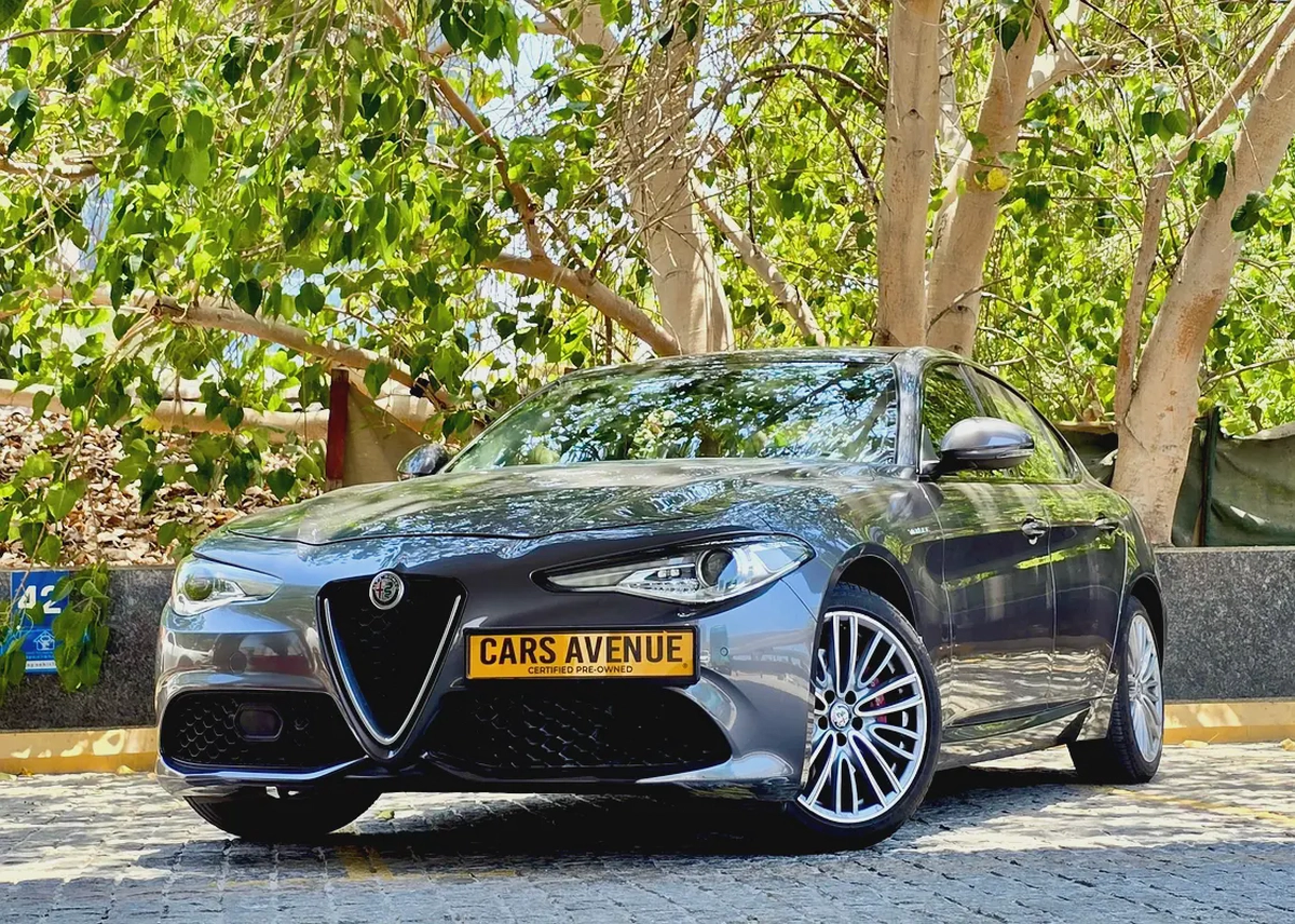 Alfa Romeo Giulia Super 2019 GCC Specs | 3 Months extendable warranty | 620 AED per month