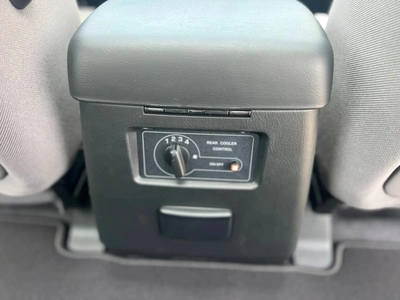 Nissan Patrol Safari 4.8L M/T-9
