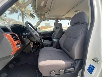 Nissan Patrol Safari 4.8L M/T-6
