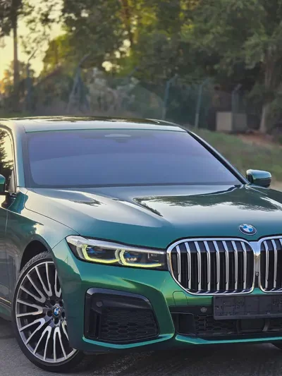 BMW 750Li xDrive 2020 GCC Specs - Luxury  Performance // Contraic serivce till 2027 // Full opi-4