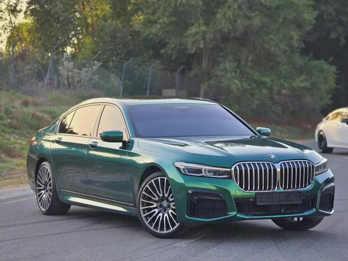 BMW 750Li xDrive 2020 GCC Specs - Luxury  Performance // Contraic serivce till 2027 // Full opi