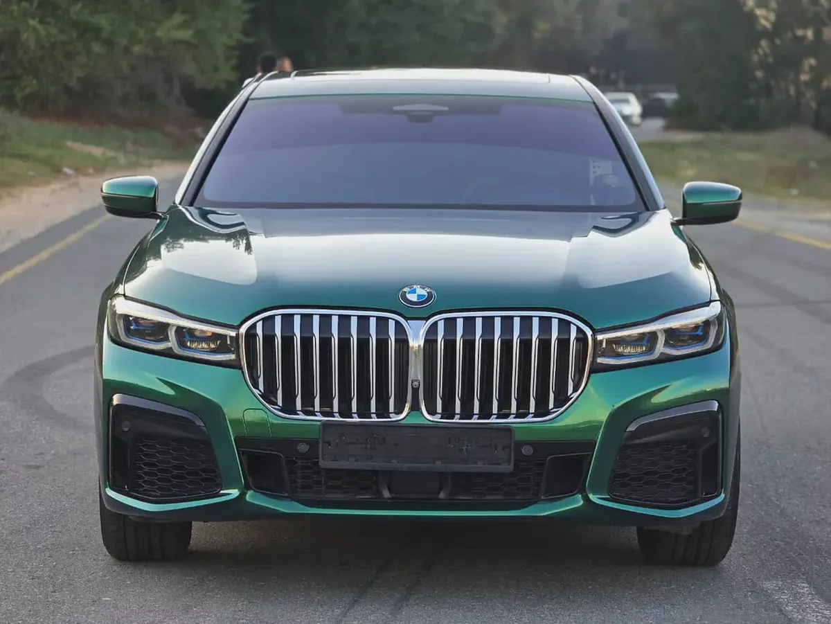 BMW 750Li xDrive 2020 GCC Specs - Luxury  Performance // Contraic serivce till 2027 // Full opi-1-1