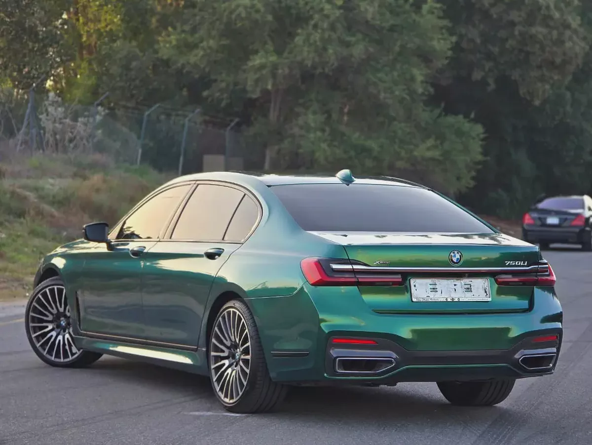 BMW 750Li xDrive 2020 GCC Specs - Luxury  Performance // Contraic serivce till 2027 // Full opi-6-6