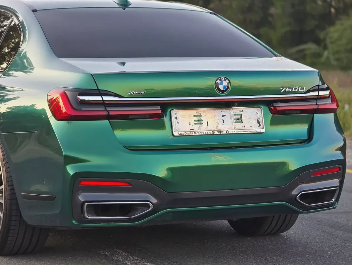 BMW 750Li xDrive 2020 GCC Specs - Luxury  Performance // Contraic serivce till 2027 // Full opi-7-7