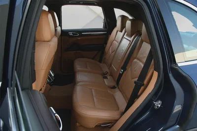 PORSCHE CAYENNE S - 2013 - GCC - FULLY LOADED - AMAZING CONDITION-18