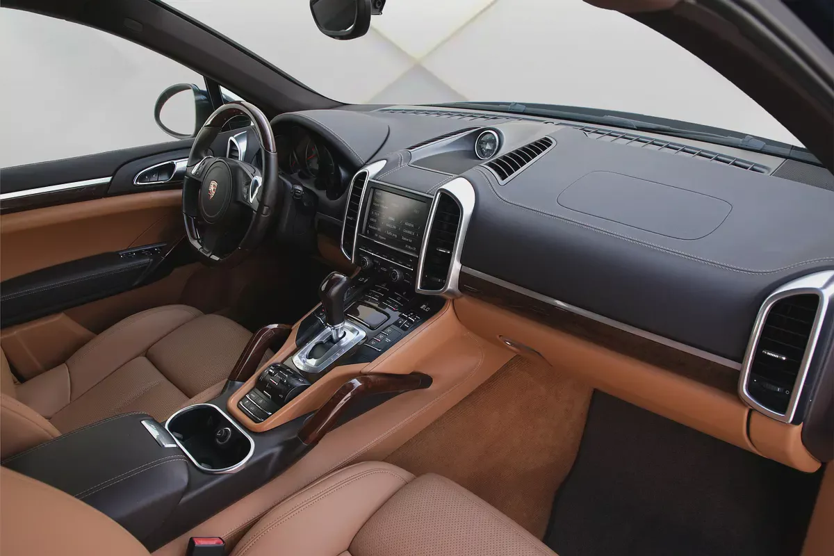 PORSCHE CAYENNE S - 2013 - GCC - FULLY LOADED - AMAZING CONDITION-11-11