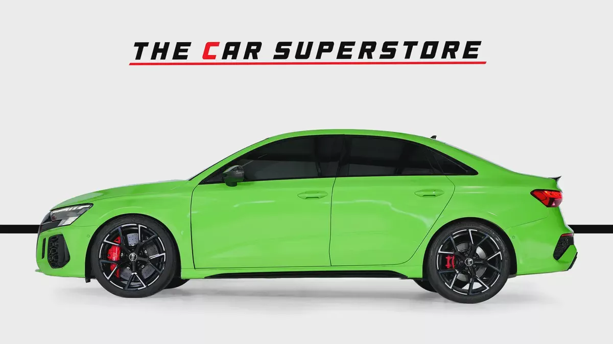 Audi RS3 Sedan-GCC-Exclusive Green Color-Full Leather Interior-Green Accents-Sports Exhaust-4-4