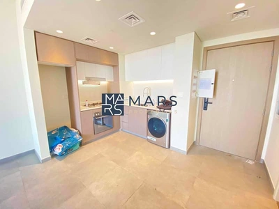 The Brand New & Premium Living 1 Bedroom Apartment for Rent-5