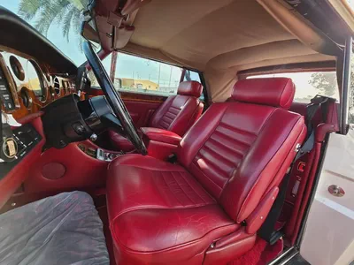 Rolls-Royce Corniche 1989 - Japanese Specs - Classic Luxury-9