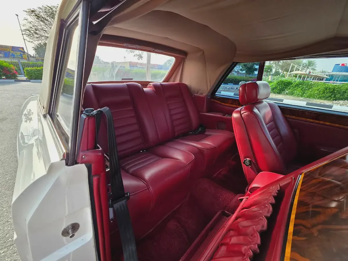 Rolls-Royce Corniche 1989 - Japanese Specs - Classic Luxury-13-13