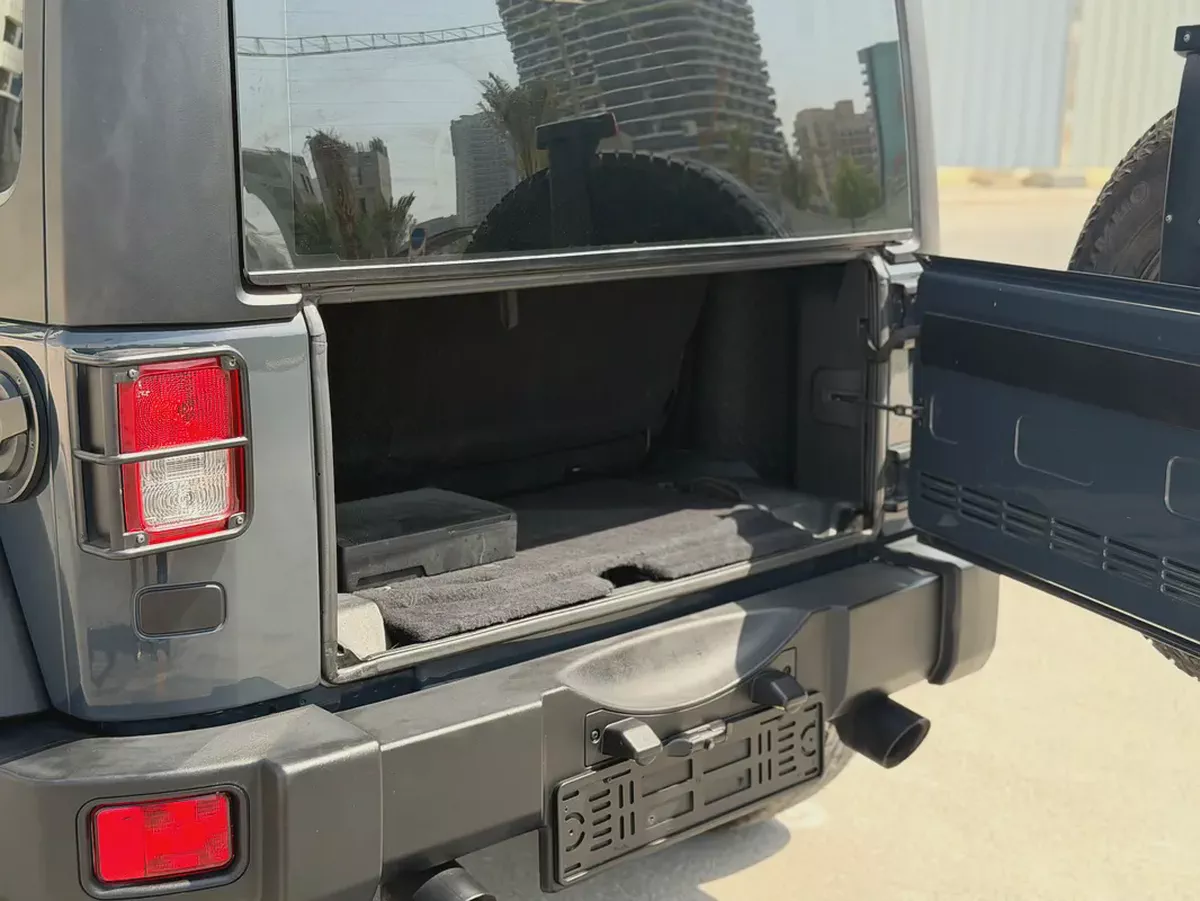 Original Paint | 2017 Jeep Wrangler Sport | GCC Specs - Well Maintained-13-13