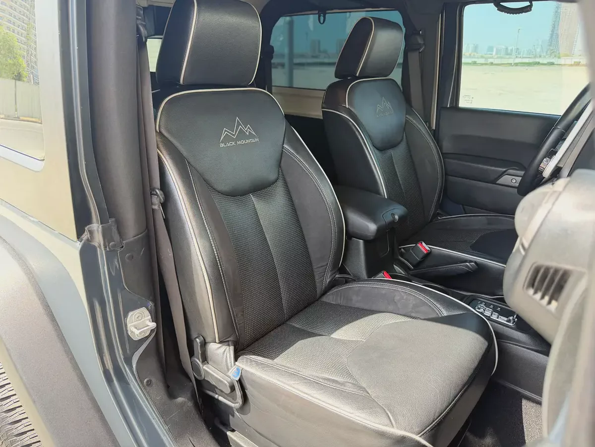 Original Paint | 2017 Jeep Wrangler Sport | GCC Specs - Well Maintained-6-6