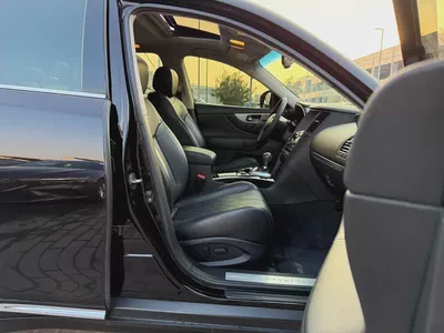 Infiniti QX70 - 2018  Gulf Specs, Full Option, Accident-Free-9