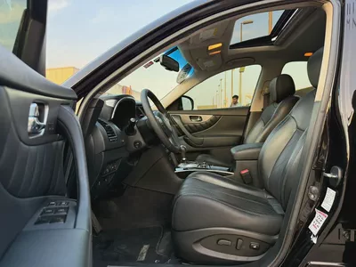Infiniti QX70 - 2018  Gulf Specs, Full Option, Accident-Free-7