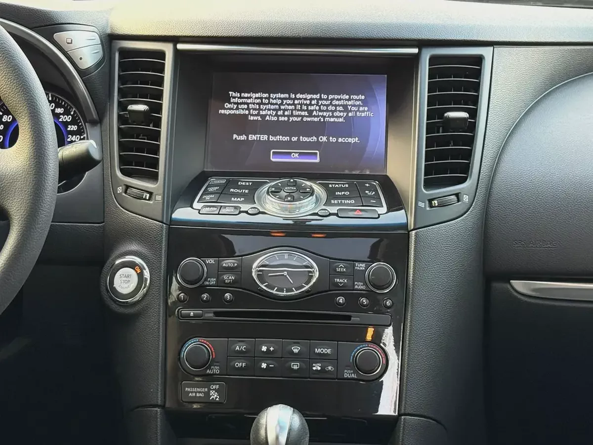 Infiniti QX70 - 2018  Gulf Specs, Full Option, Accident-Free-12-12