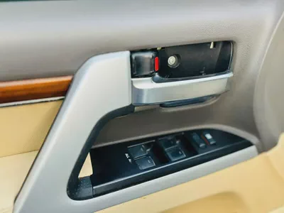 Toyota Land Cruiser VXR 2016 GCC Specs تويوتا لاند كروزر VXR 2016 خليجي – V8 5.7L – فل أوبشن-16