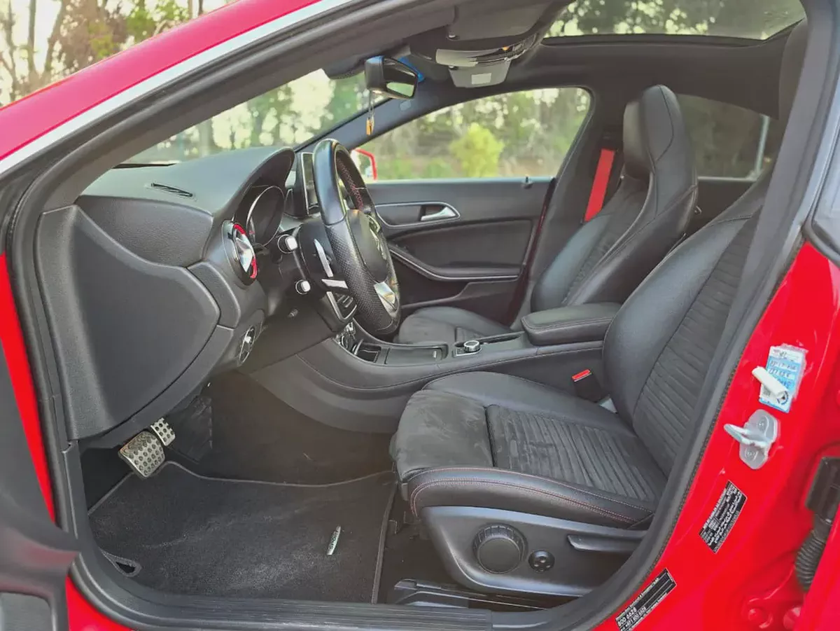 Mercedes-Benz CLA-Class 2016 CLA 250 4MATIC GCC Specs - Full opition - Perfect condition-12-12